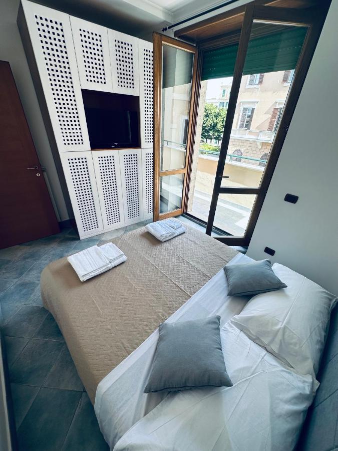 Newhouse Victoria - Sea View Apartment Нетуно Екстериор снимка